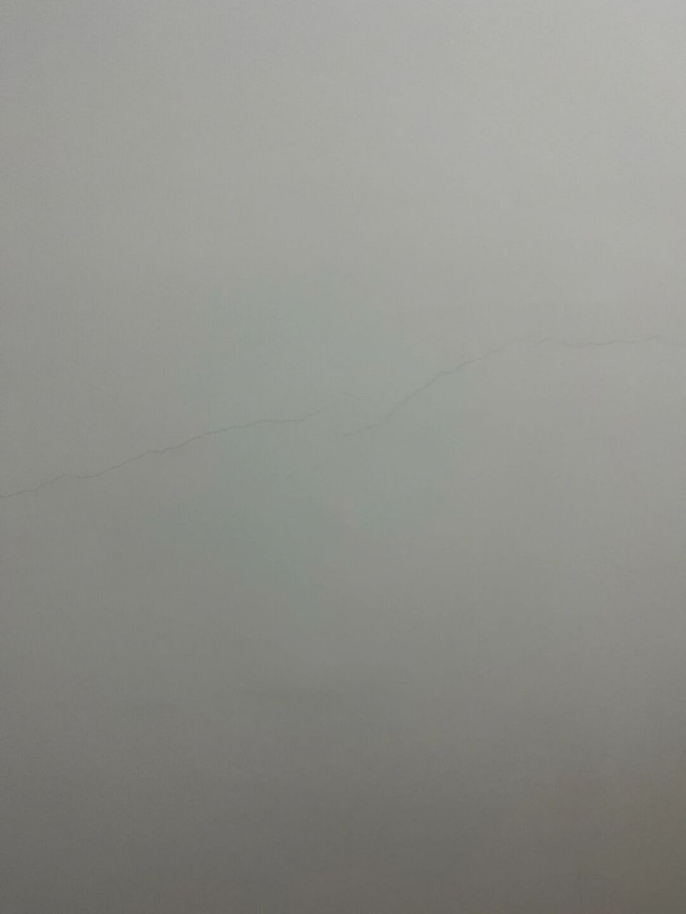 墙砖裂的原因(墙砖为什么开裂)